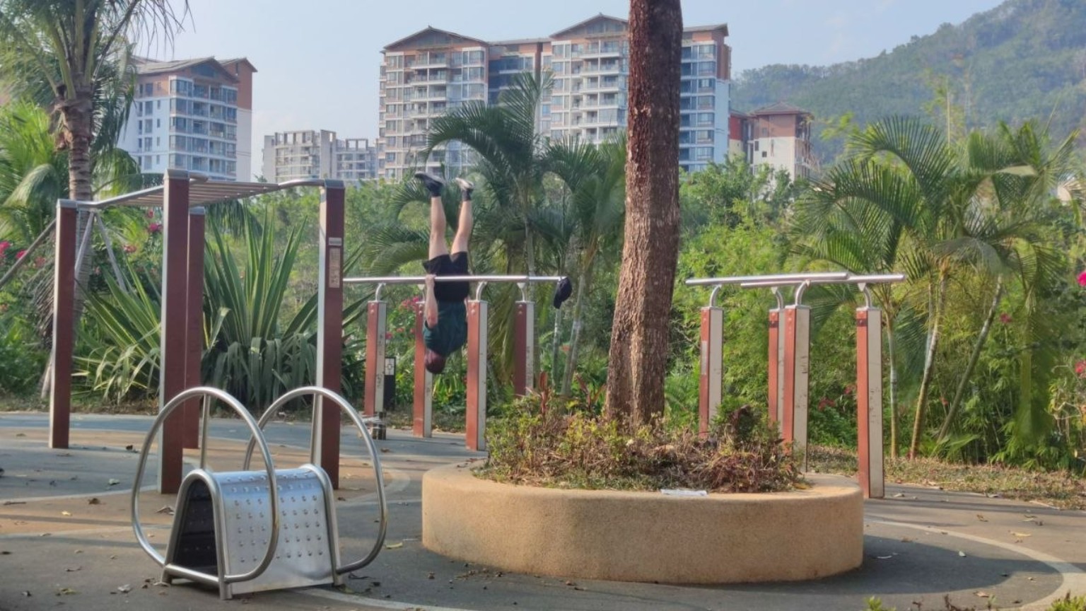 Park und Sportanlage nahe Wuzhishan auf Hainan