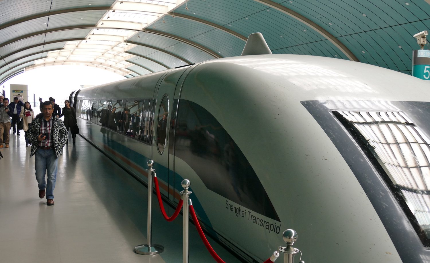 Shanghai Maglev Zug an der Longyang Road Station